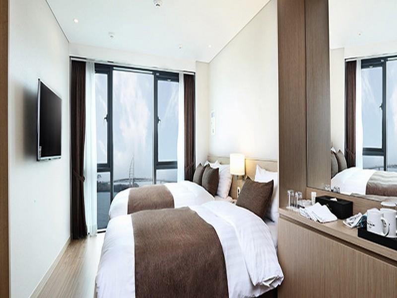 Hotel Fine Сеогвипо Екстериор снимка